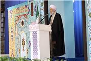 مسئولین ارشد فرانسه در مواجه با توهین این نشریه با مقدسات، آزادی بیان را مطرح می کنند که این زیبنده نیست .