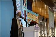 باید در روز طبیعت، طبیعت گردی سالم داشته باشیم و استفاده سالم از طبیعت و دریا مدنظر باشد.
