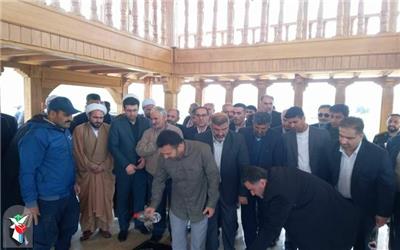 تکریم و تجلیل استاندار و مدیر کل بنیاد مازندران با دو خانواده شهید معزز در بخش دودانگه ساری