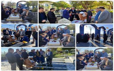 غبارروبی و عطرافشانی مزار مادران شهدای که در دستکنده کلا شهرستان سیمرغ آرامیده اند