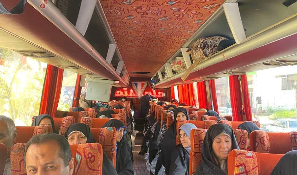 کاروان زائران خواهر از شهرستان سیمرغ به مزار مطهر سردار شهید حاج قاسم سلیمانی اعزام شدند