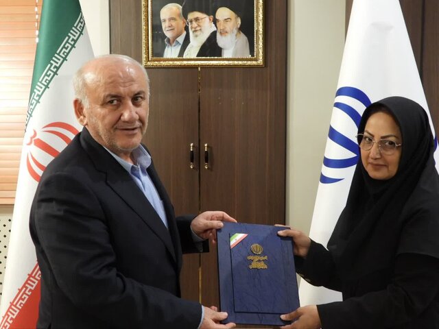 ملیحه کریمیان کناری با حکم استاندار مازندران به‌عنوان نخستین زن شهردار در تاریخ این استان منصوب شد.